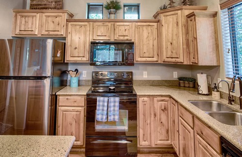 Torreon Cabin | Relax and unwind in the White Mountains!