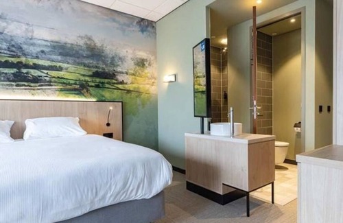Marknesse Hotel | Relax at Marknesse Hotel – Minutes from Weerribben-Wieden & Picturesque Villages