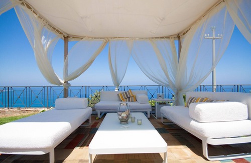 Sant'Ambrogio Villa | Relax at the Swimming Pool by Wonderful Italy