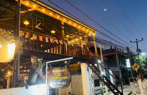 Pottuvil Division 2 Hotel | Relax Beach Arugambay