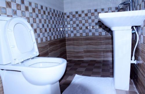 Pottuvil Division 2 Hotel | Relax Beach Arugambay