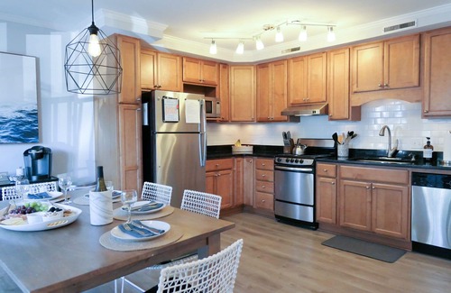 Folly Field Condo | Relax beachfront w pool view! - First floor & family friendly! Sun & Sea HHI