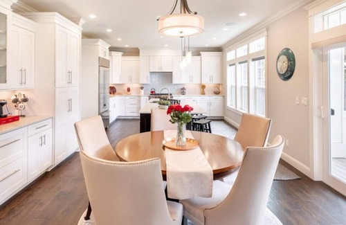 Mercer Island House | Relax by the Fire at a Luxury Mercer Island Home