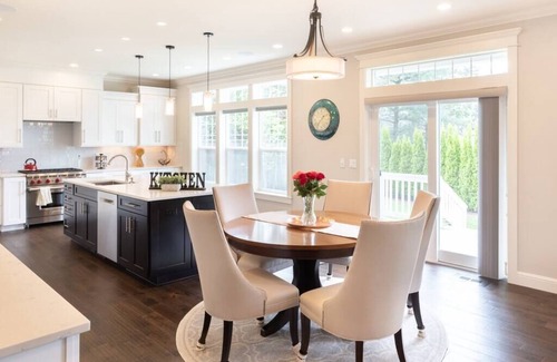 Mercer Island House | Relax by the Fire at a Luxury Mercer Island Home