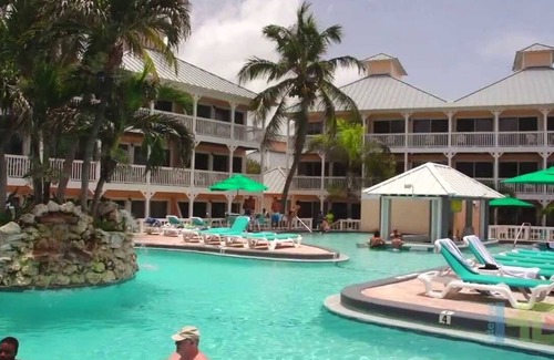 Colliers Bay Condo | Relax in Grand Cayman - Morritt's Tortuga Resort
