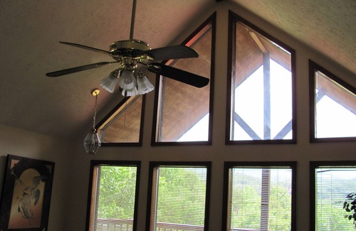 Gatlinburg - Pigeon Forge Cabin | Relax in peaceful cabin, Free Wi-Fi, Beautiful view, special for September 100.