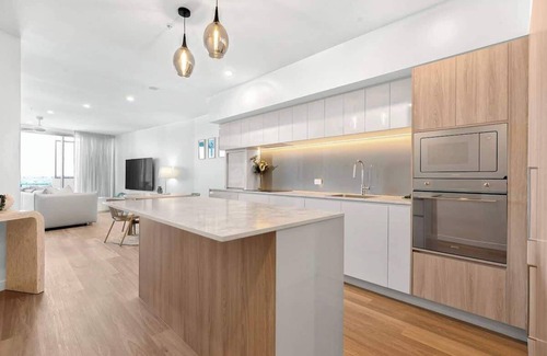 Bokarina Apartment | Relax in Resort-style Serenity with Stunning Views