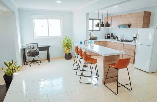 Oranjestad House | Relax in this peaceful and private 3-bedroom villa with a pool, located just minutes from the airpor