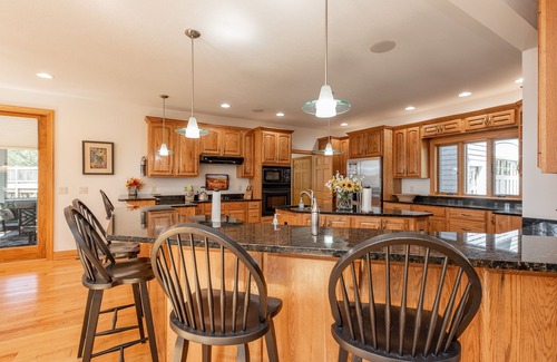 Swanton House | Relax, Play w/Lake Days & Fire Pit Nights