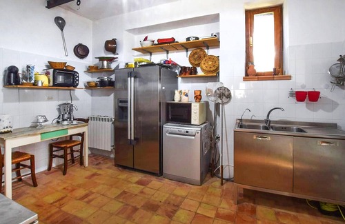 Lungro House | Relax to the full in this idyllic vacation home with pool.