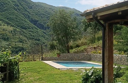 Lungro House | Relax to the full in this idyllic vacation home with pool.