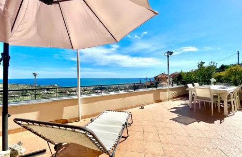 Pietra Ligure Apartment | Relax Vista Mare con A/C, Wi-Fi & Free Parking.