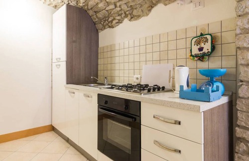 Bosa Historic Centre Apartment | Relaxation at the Medieval Center
