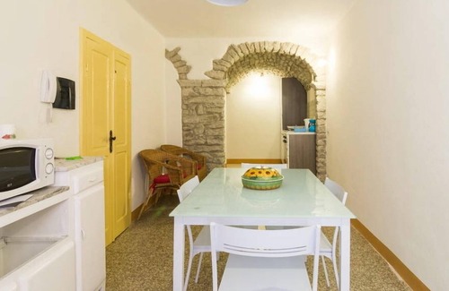 Bosa Historic Centre Apartment | Relaxation at the Medieval Center