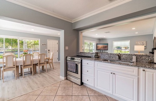 New Port Richey Apartment | Relaxing and Beautiful Stay Near Grand River