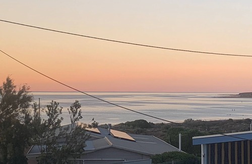 North Beach House | Relaxing family holiday home, just a stones throw from the beach