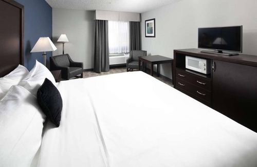 Sequim Resort | Relaxing Getaway! Free Breakfast, Minutes to Sequim State Park!