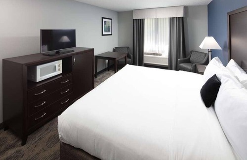 Sequim Resort | Relaxing Getaway! Free Breakfast, Minutes to Sequim State Park!