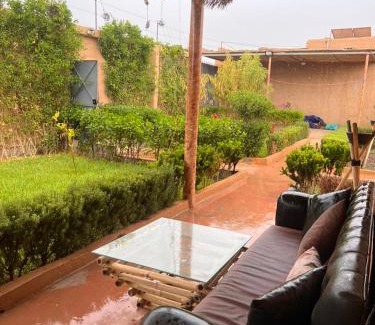 Ait Imour House | Relaxing & hammam Pool Villa, 40 min to Marrakech
