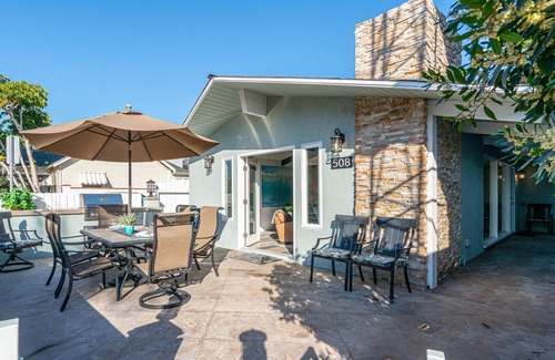 West Newport House | Relaxing Newport home with spacious patio