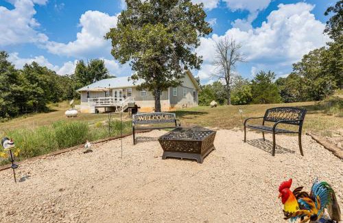 Hardy House | Relaxing Outdoor Spaces Quiet Wooded Gem in Hardy