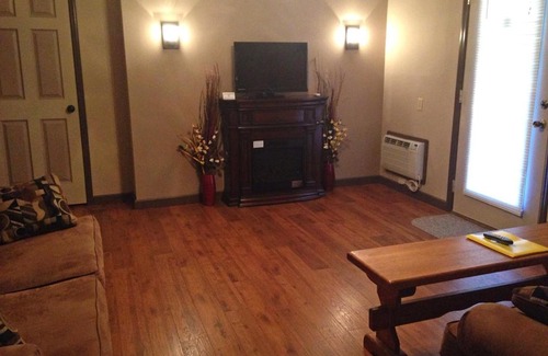 Cosby Apartment | Relaxing Resort Condos at the Foothills of the Smoky Mountains