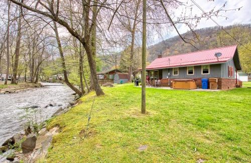 Maggie Valley House | Relaxing Retreat on Jonathan Creek