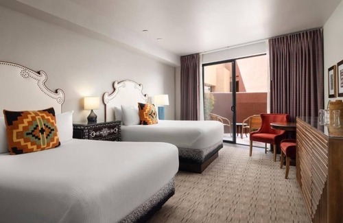 West Sedona Hotel | Relaxing Sanctuary Room for a Rejuvenating Stay in Sedona