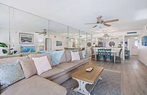 Siesta Key Condo | Relaxing Siesta Key condo with beach access - GBB 1374