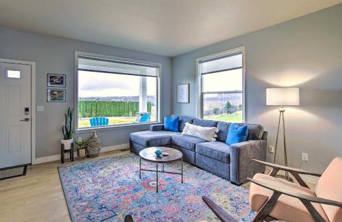 Gleed House | Remarkable Yakima Getaway with Pool and Hot Tub!