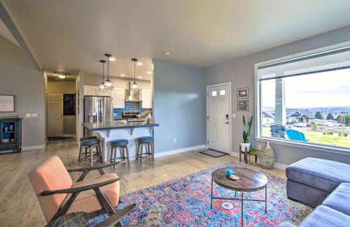 Gleed House | Remarkable Yakima Getaway with Pool and Hot Tub!