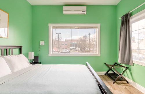 Richmond House | Remodeled 2BR - Walk to Coffee Bars & More