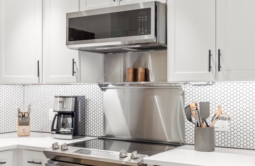 Telluride Condo | Remodeled luxury condo in downtown Telluride just steps from lift