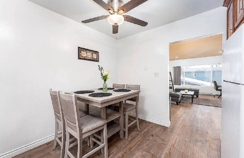 Inglewood Apartment | Remodeled upper 2 bedroom with view, two televisions, dishwasher 4