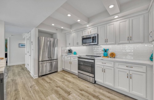 Holiday Isle Condo | Remodeled ⛵️⛵️ Waterview Towers Penthouse 601 😎 Best View in Destin 🦀
