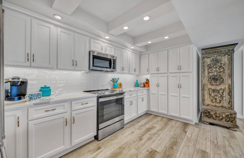 Holiday Isle Condo | Remodeled ⛵️⛵️ Waterview Towers Penthouse 601 😎 Best View in Destin 🦀