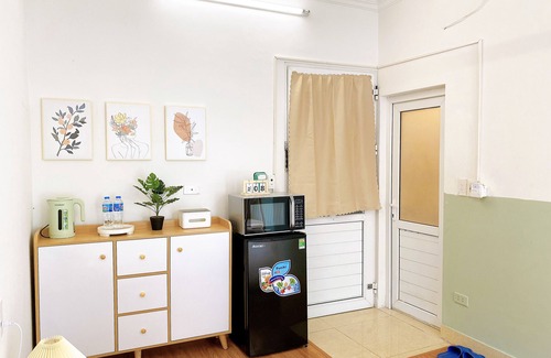 Old Quarter Apartment | Remote Work 1BR Studio w/Big Balcony - Hanoi Old Quarter Center - Beer Street