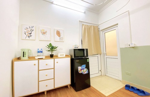 Old Quarter Apartment | Remote Work 1BR Studio w/Big Balcony - Hanoi Old Quarter Center - Beer Street