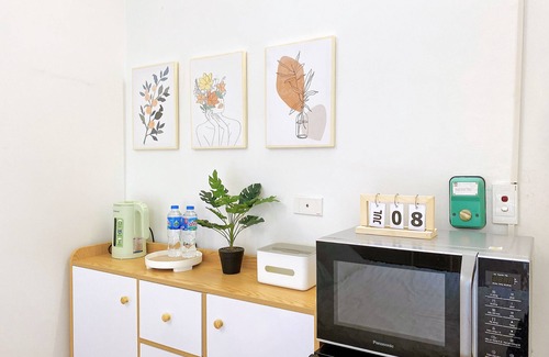 Old Quarter Apartment | Remote Work 1BR Studio w/Big Balcony - Hanoi Old Quarter Center - Beer Street