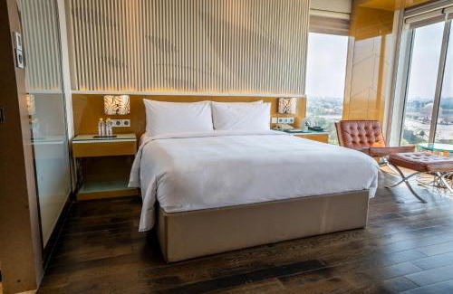 Gomti Nagar Hotel | Renaissance Lucknow Hotel, Gomti Nagar