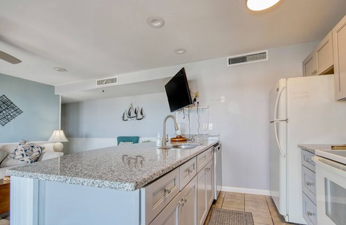 Myrtle Beach Condo | Renaissance Tower oceanfront condo with pools, hot tub & beach access