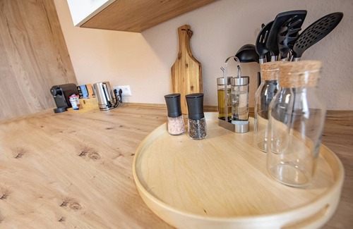 Ruhla Apartment | Rennsteig Apartment Ruhla - Voll Ausgestattete, Neue Ferienwohnung bei Eisenach