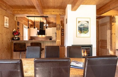 Sankt Georgen am Kreischberg Ski Chalet | (RENOVATED) Woody 8 - Chalet Bellevue with sauna and whirlpool