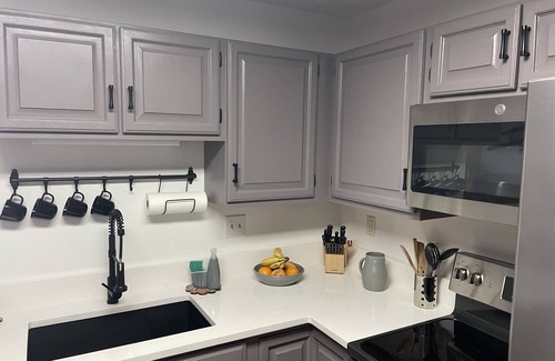 Wildernest Condo | Renovated 2-bed ski condo with wood fireplace