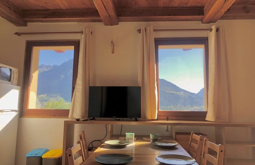 Risoul Apartment | Renovated apartment, terrace with insane views