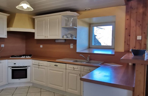 Les Estables Cottage | Renovated cottage near Les Estables