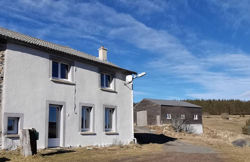 Les Estables Cottage | Renovated cottage near Les Estables