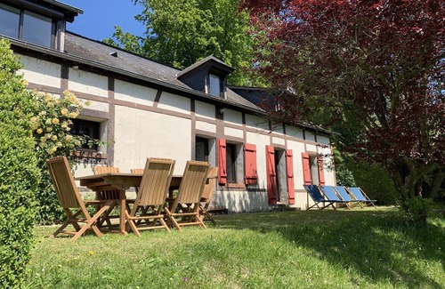 Rosay-sur-Lieure House | Renovated country house 2020 not overlooked, heart of the forest, no noise
