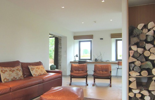 Fauvillers House | Renovated holiday home near the forest