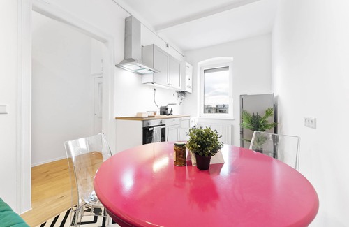 Cottbus Apartment | renovated modern apartment at the theater-fully equipped